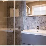 1 Bedroom In Potomje