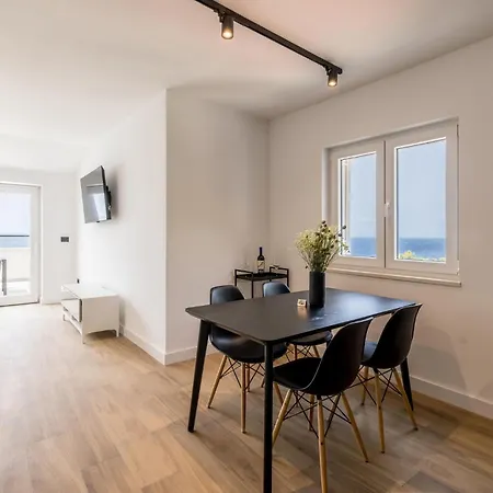 1 Bedroom Amazing In *