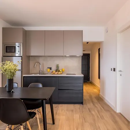 1 Bedroom Amazing In アパート