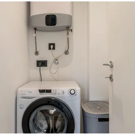 1 Bedroom Amazing In *