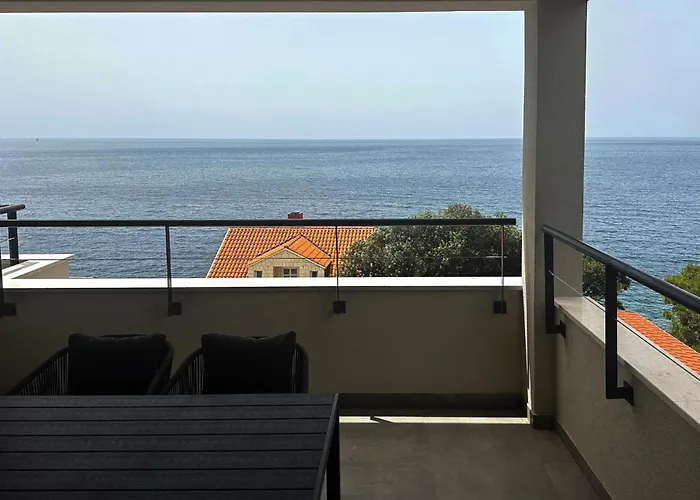 Beautiful In With Swimming Pool 公寓 *