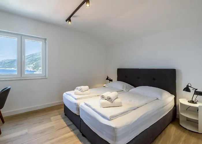 Beautiful In With Swimming Pool 公寓